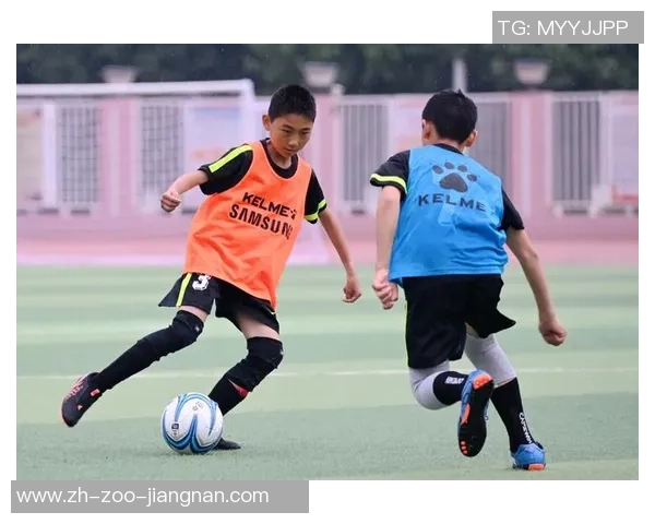 足球的正义与公平:探讨体育精神在足球中的重要性与影响 足球的正义与公平:探讨体育精神在足球中的重要性与影响